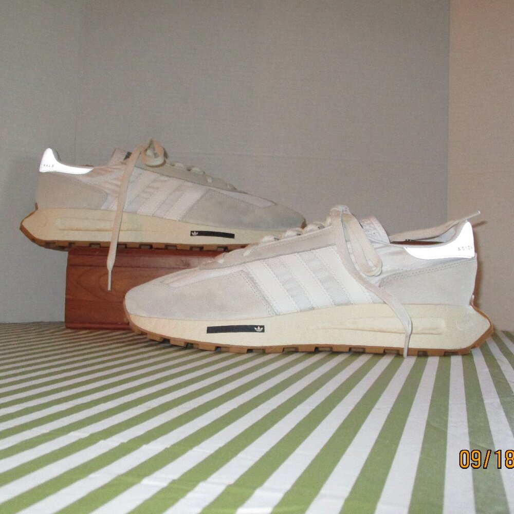 Adidas Originals Sneakers - Picture 4 of 15